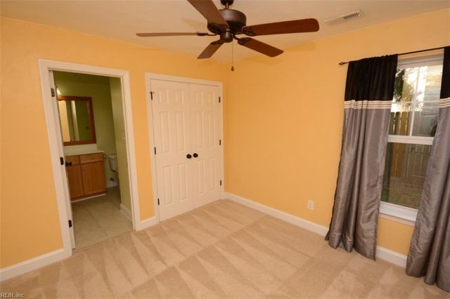 2216 E Berrie CIR, Virginia Beach, VA 23455