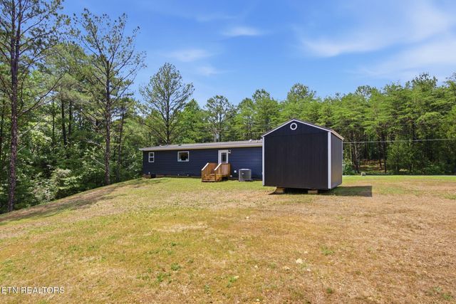 200 Sable Rd, Spring City, TN 37381