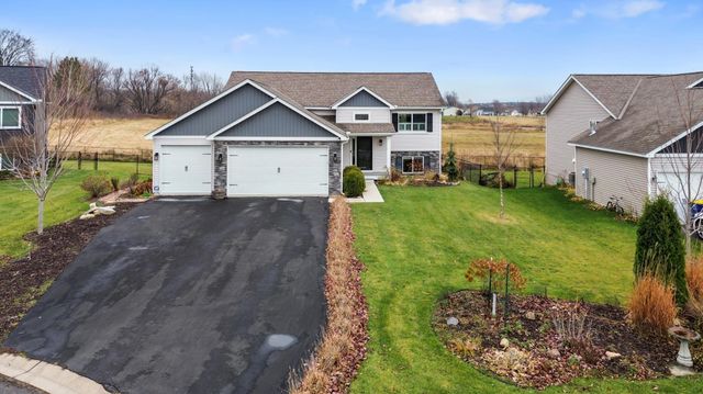 713 Harvest Drive SW, Lonsdale, MN 55046