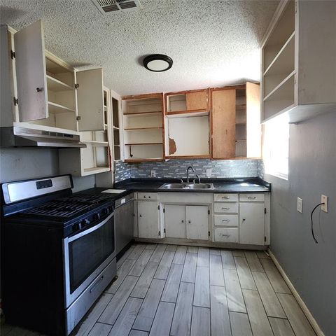 7220 SE 15th Street, Midwest City, OK 73110