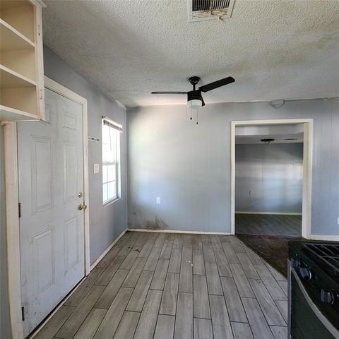 7220 SE 15th Street, Midwest City, OK 73110