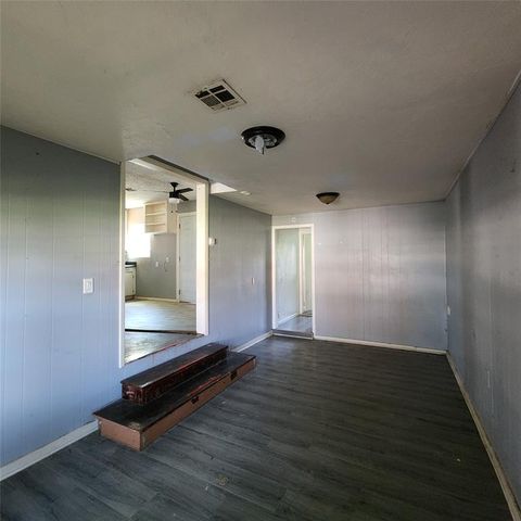 7220 SE 15th Street, Midwest City, OK 73110