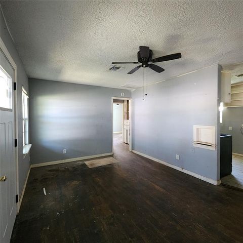 7220 SE 15th Street, Midwest City, OK 73110