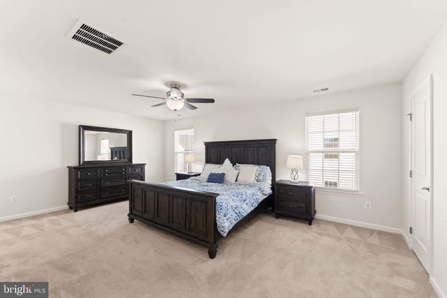 25981 ROYSTON PASS CIR, Aldie, VA 20105