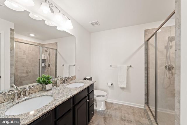 25981 ROYSTON PASS CIR, Aldie, VA 20105