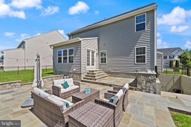 25981 ROYSTON PASS CIR, Aldie, VA 20105
