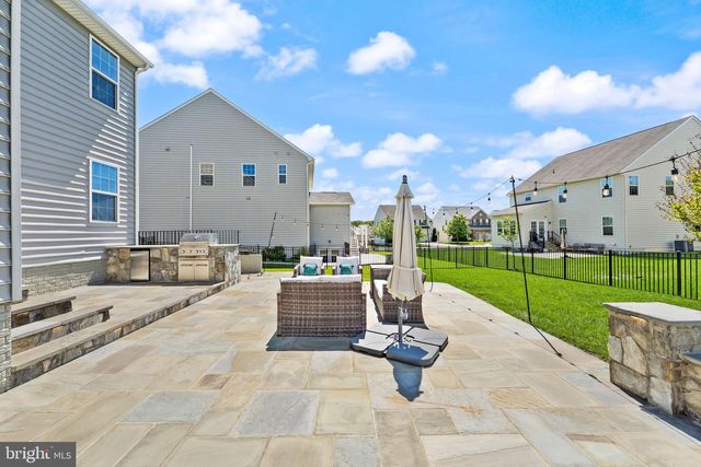 25981 ROYSTON PASS CIR, Aldie, VA 20105