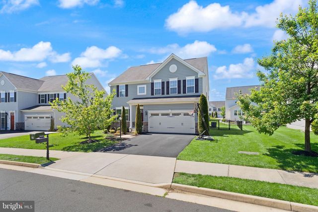 25981 ROYSTON PASS CIR, Aldie, VA 20105