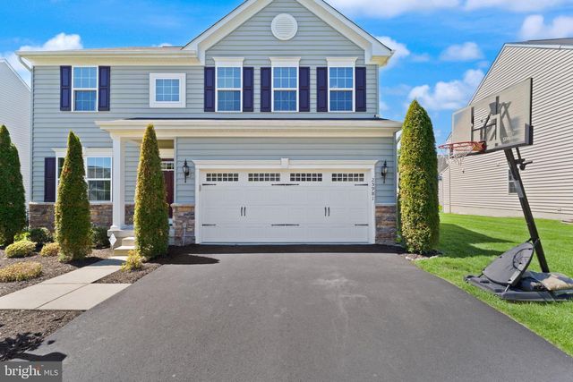 25981 ROYSTON PASS CIR, Aldie, VA 20105