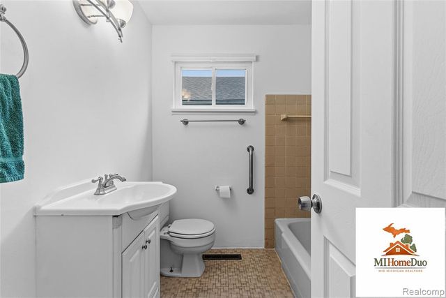 713 Leland Street, Flint, MI 48507