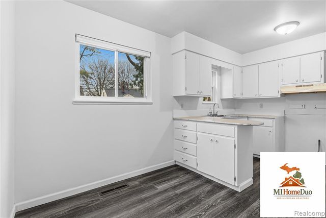 713 Leland Street, Flint, MI 48507