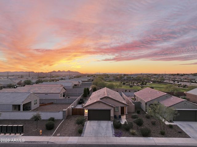 36934 N SIDEWINDER Drive, San Tan Valley, AZ 85140