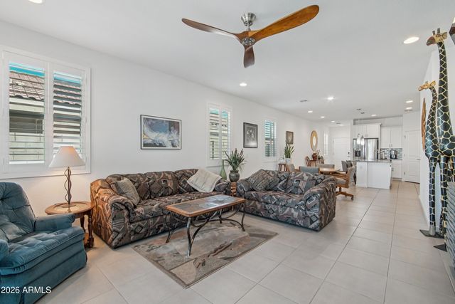 36934 N SIDEWINDER Drive, San Tan Valley, AZ 85140