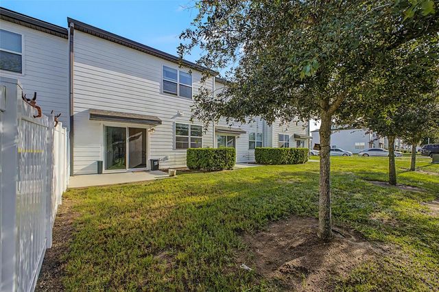 879 GRANDIN STREET, Davenport, FL 33837