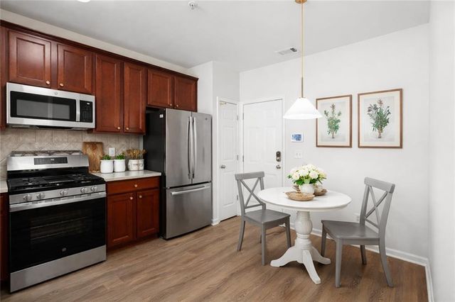 1749 Fair Oak Way 14, Mableton, GA 30126