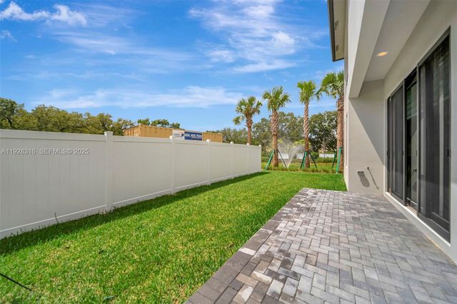 1454 NW 23rd ST, Fort Lauderdale, FL 33315