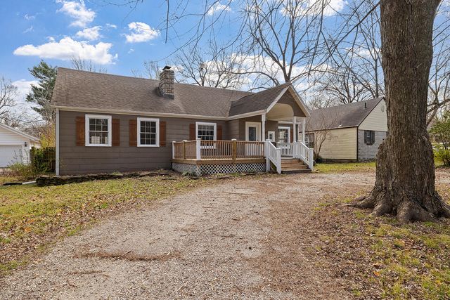 1844 S Dollison Avenue, Springfield, MO 65807