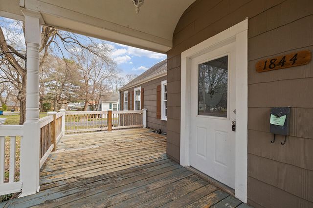 1844 S Dollison Avenue, Springfield, MO 65807