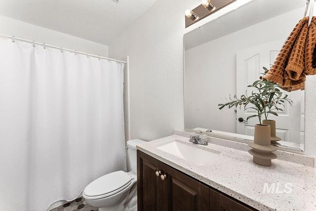 1545 N Ellington Way, Eagle, ID 83616