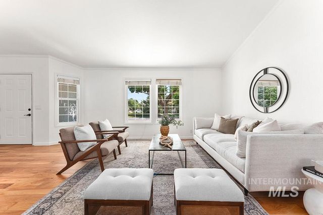 1545 N Ellington Way, Eagle, ID 83616