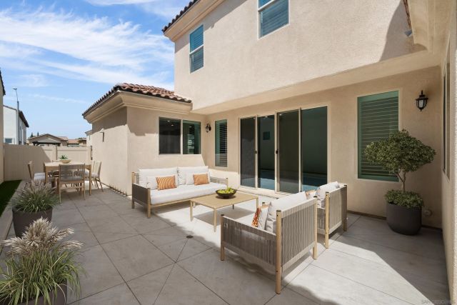 1533 Painted Cave, Chula Vista, CA 91913