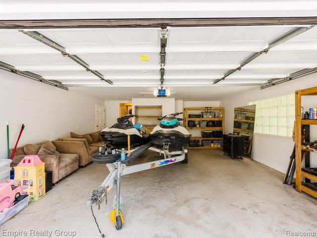 5005 Wing Lake Road, Bloomfield Hills, MI 48302