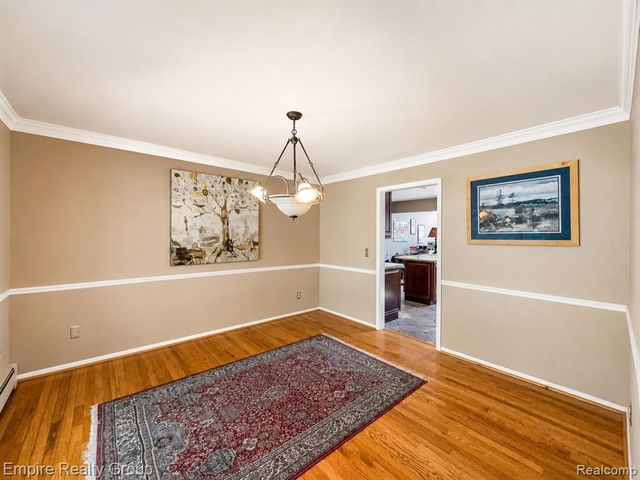 5005 Wing Lake Road, Bloomfield Hills, MI 48302