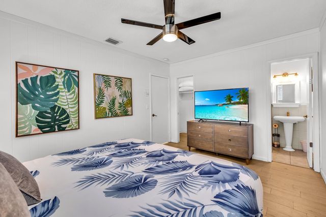 5211 NE 26th Avenue, Lighthouse Point, FL 33064