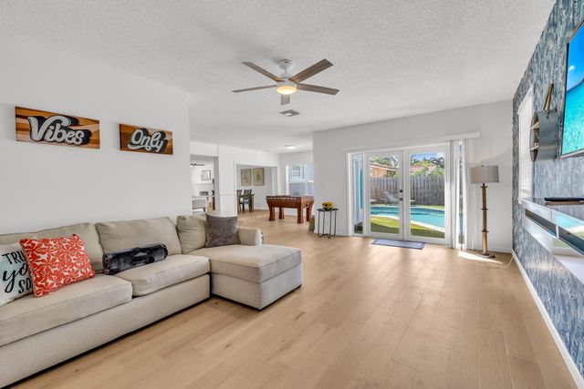 5211 NE 26th Avenue, Lighthouse Point, FL 33064