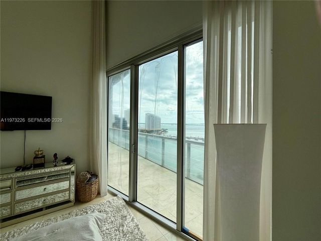 495 Brickell Ave 1403, Miami, FL 33131