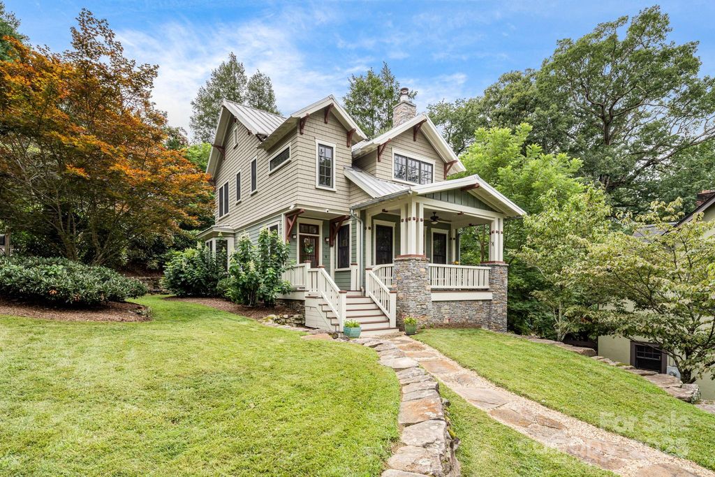 7 Kenilwood Place, Asheville, NC 28803