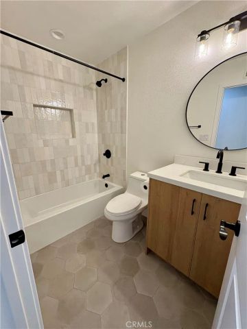 24931 Avenida Libre, Lake Forest, CA 92630