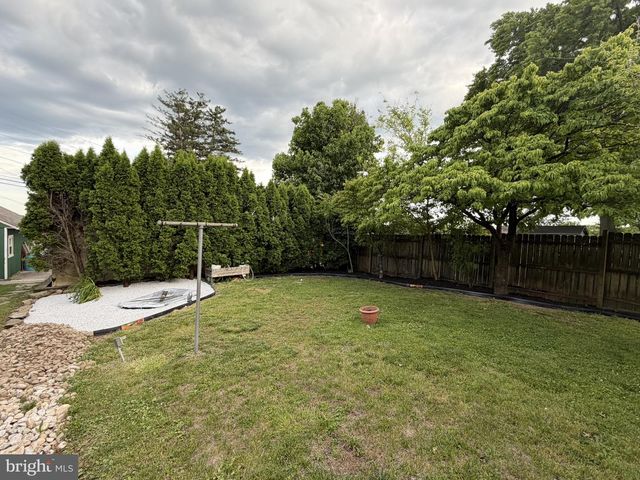 648 N READING AVE N, Boyertown, PA 19512