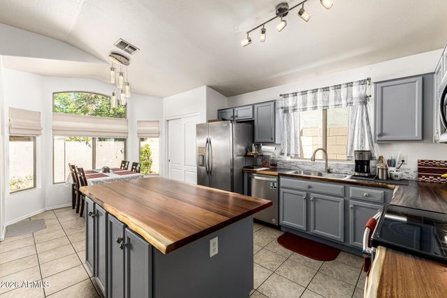 374 E IRONWOOD Drive, Chandler, AZ 85225