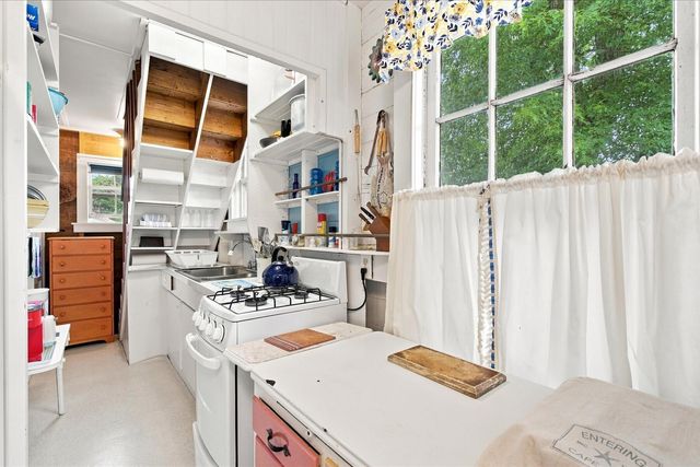 50 Tide Way Road, Pocasset, MA 02559