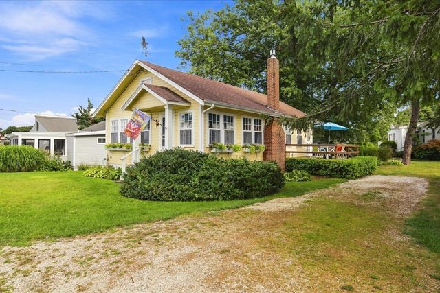 50 Tide Way Road, Pocasset, MA 02559