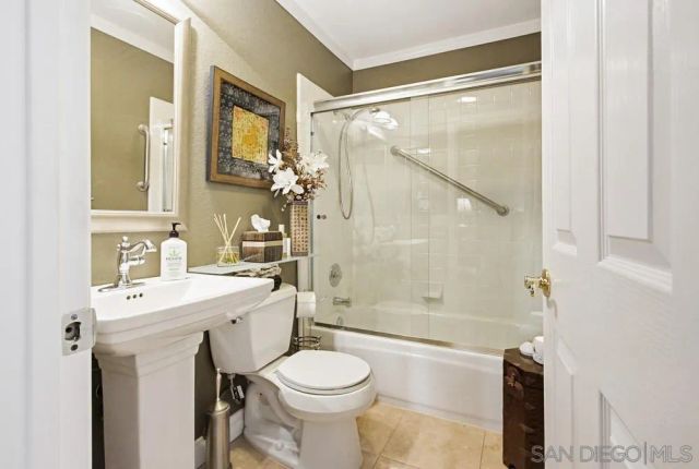 1932 Golden Hill, Vista, CA 92084