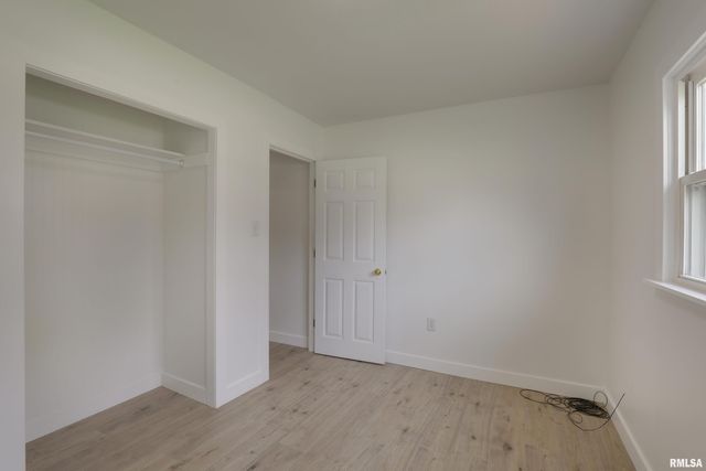 1704 VAN BUREN Street, Quincy, IL 62301