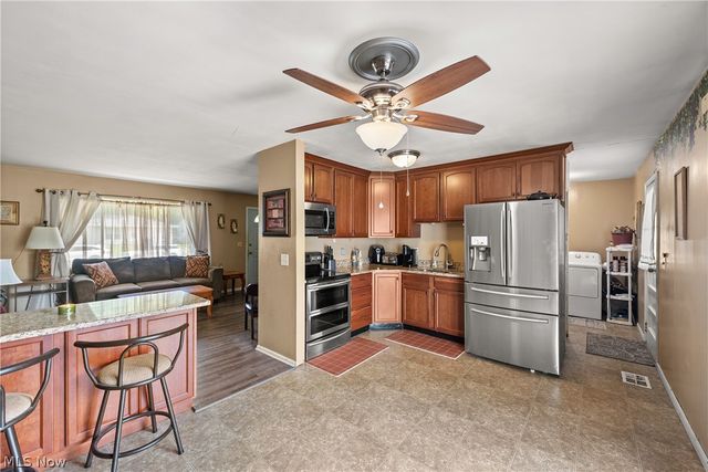 2154 Eastlawn Street, Lorain, OH 44052