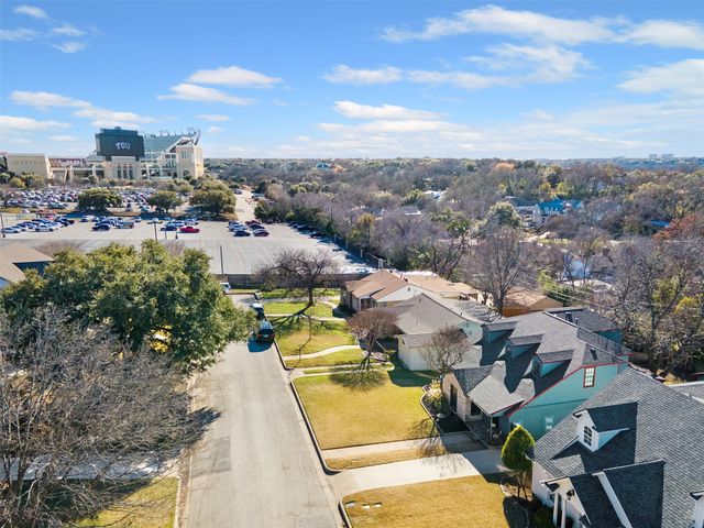 2548 Walsh Court, Fort Worth, TX 76109