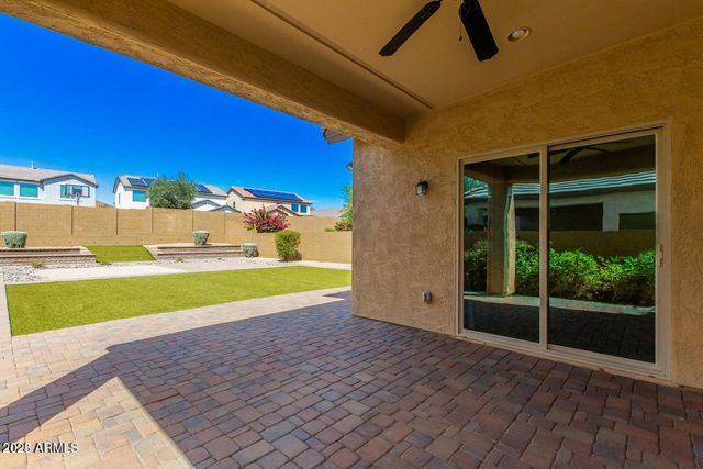 1682 W BLAYLOCK Drive, Phoenix, AZ 85085