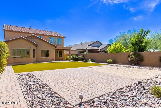 1682 W BLAYLOCK Drive, Phoenix, AZ 85085