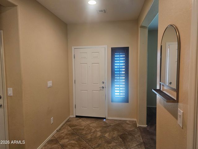 1682 W BLAYLOCK Drive, Phoenix, AZ 85085