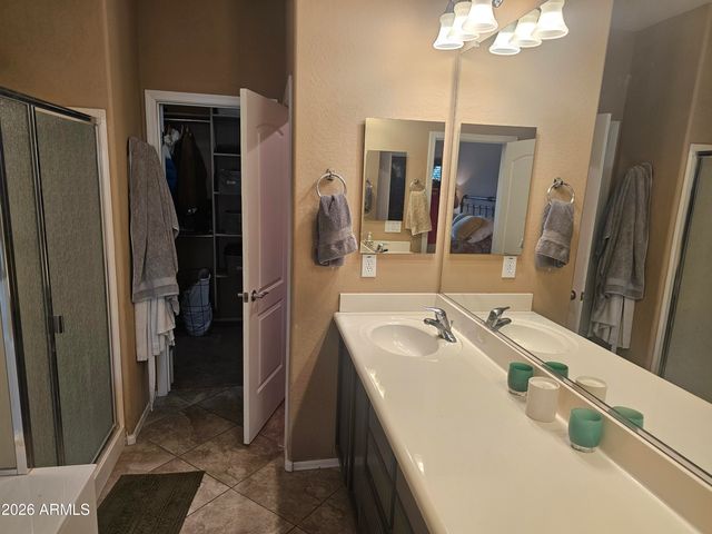 1682 W BLAYLOCK Drive, Phoenix, AZ 85085