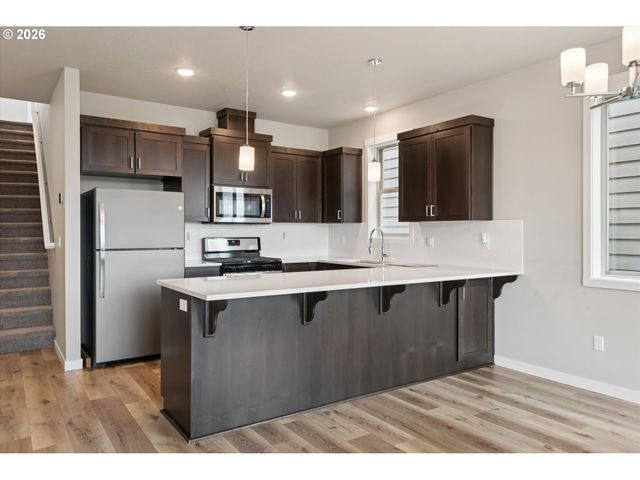 1388 19TH Pl, Forest Grove, OR 97116
