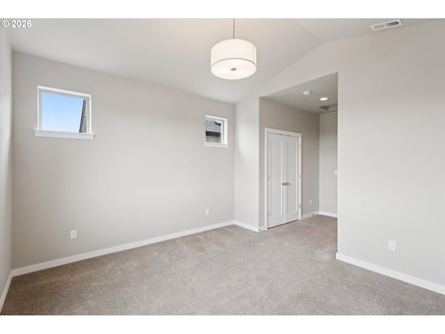 1388 19TH Pl, Forest Grove, OR 97116