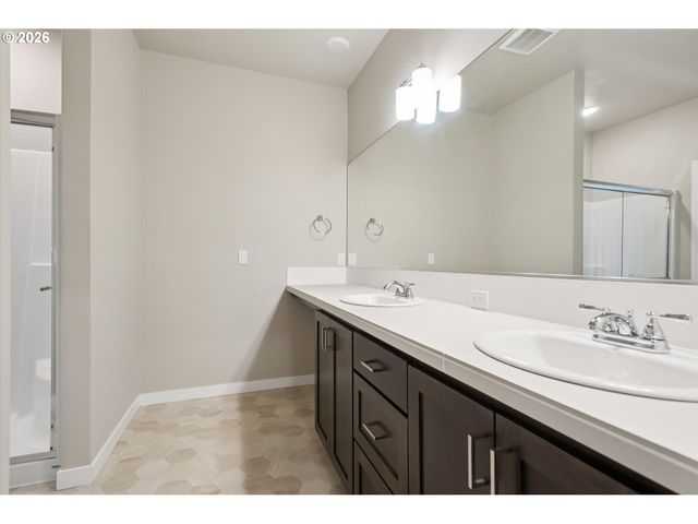 1388 19TH Pl, Forest Grove, OR 97116