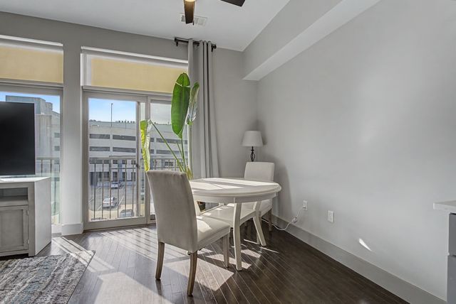 2407 8th Ave S Apt 406, Nashville, TN 37204