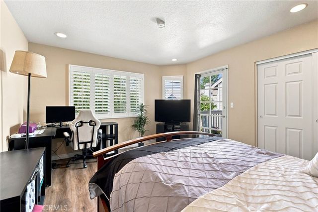 1842 Rory Lane 4, Simi Valley, CA 93063