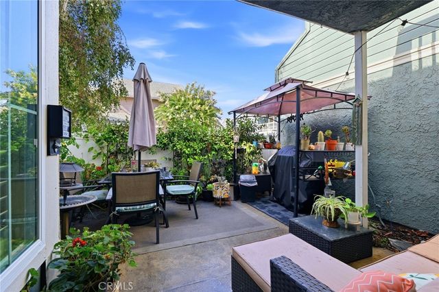 1842 Rory Lane 4, Simi Valley, CA 93063